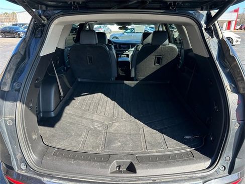 Used 2021 Buick Enclave Essence image 29
