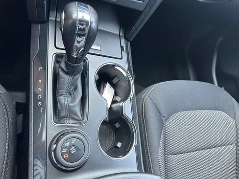 Used 2019 Ford Explorer XLT w/ Equipment Group 201A AWD/4WD image 25