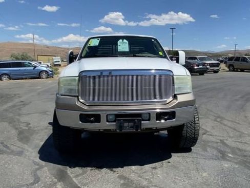 Used 2005 Ford F250 XL AWD/4WD image 3