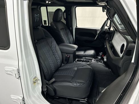 Certified 2025 Jeep Wrangler Unlimited Sport AWD/4WD image 22