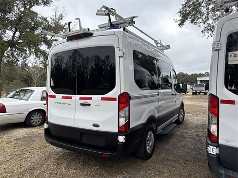 Used 2019 Ford Transit 150 XLT image 6