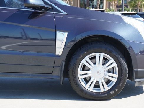 Used 2015 Cadillac SRX Luxury w/ Driver Awareness Package image 9