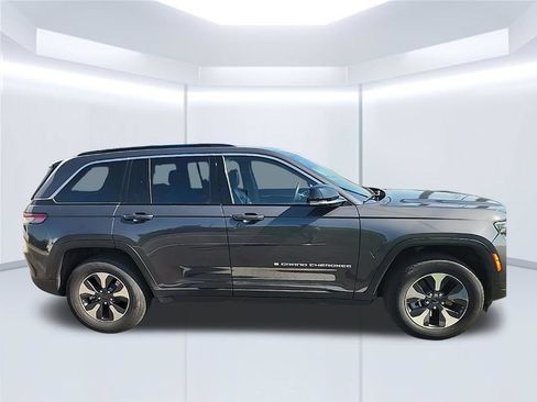 Used 2024 Jeep Grand Cherokee Limited 4xe AWD/4WD image 2