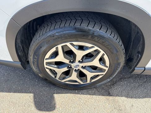 Used 2019 Subaru Forester Premium w/ All-Weather Package AWD/4WD image 13