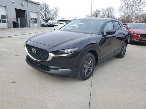 Used 2023 MAZDA CX-30 AWD 2.5 S image 2
