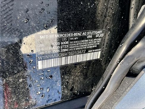 Used 2023 Mercedes-Benz EQB 250+ image 27