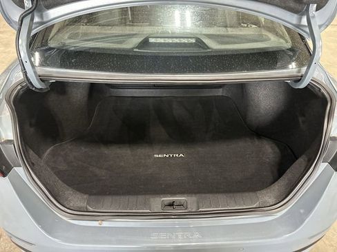 Used 2024 Nissan Sentra SR w/ SR Premium Package FWD image 24