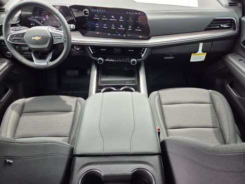 New 2026 Chevrolet Suburban LS w/ LS Custom Edition RWD image 8