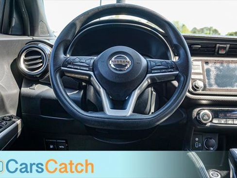 Used 2019 Nissan Kicks SV image 19