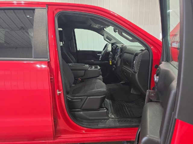 Used 2020 Chevrolet Silverado 1500 Custom Trail Boss w/ Custom Convenience Package AWD/4WD image 29