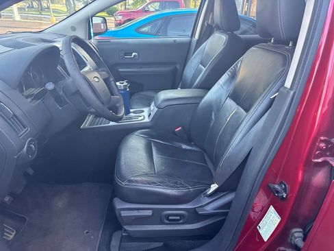 Used 2010 Ford Edge Limited FWD image 6