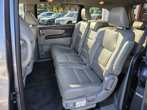 Used 2014 Honda Odyssey EX-L image 16