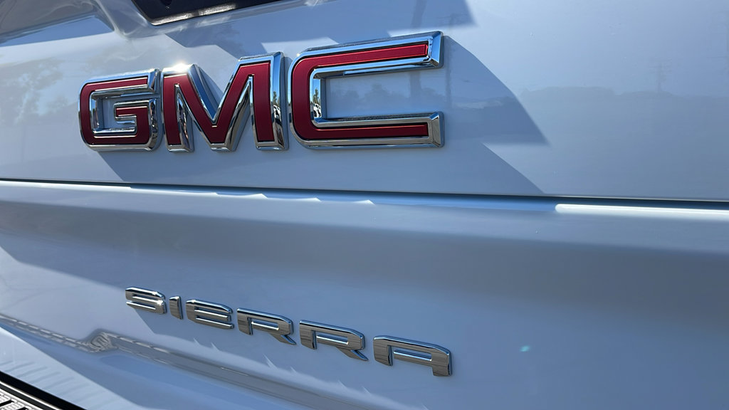 New 2026 GMC Sierra 2500 AT4X AWD/4WD image 31