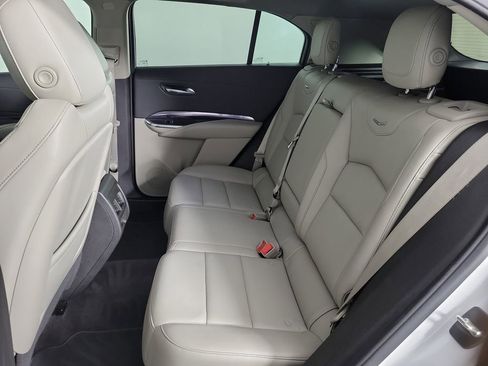 Used 2023 Cadillac XT4 Luxury image 11