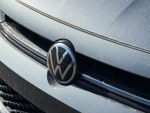 Used 2025 Volkswagen Jetta Sport FWD image 12