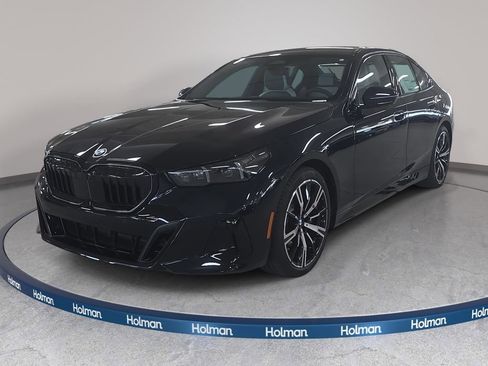 New 2026 BMW 530i w/ Executive Package RWD image 1