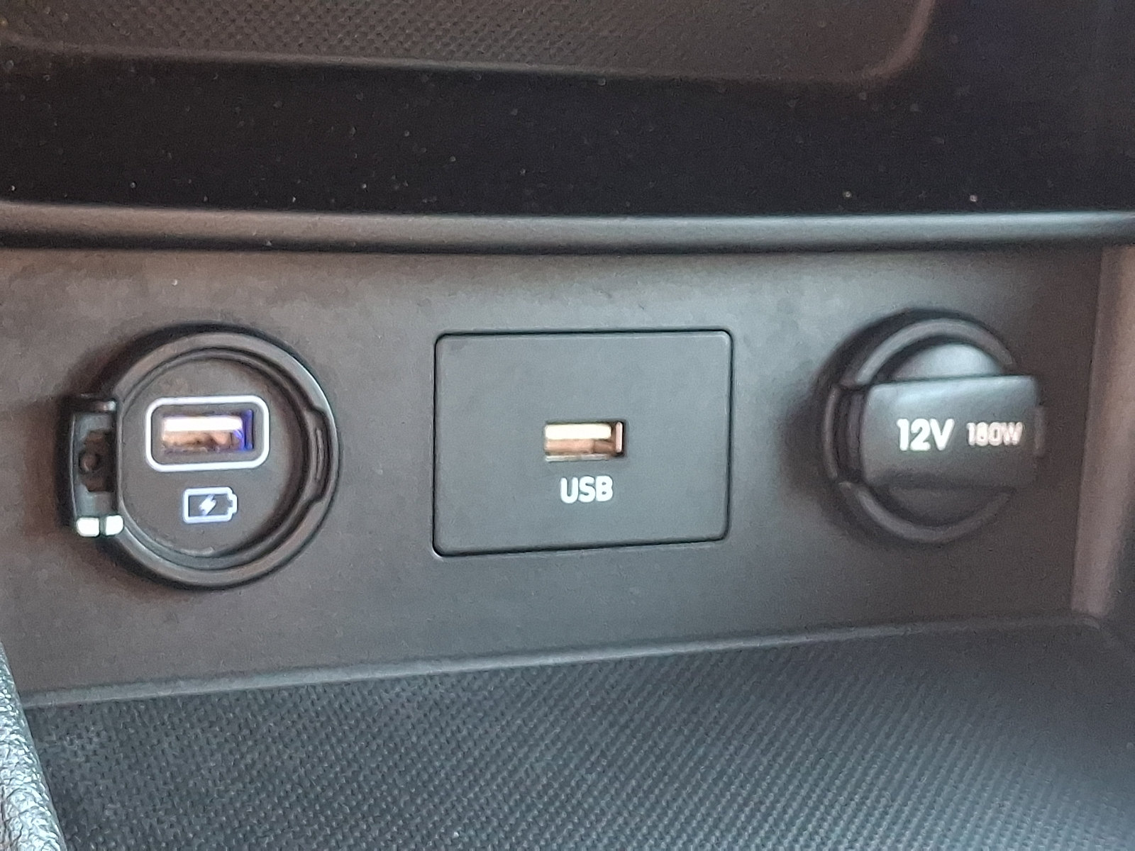 Used 2022 Hyundai Kona SEL AWD/4WD image 24