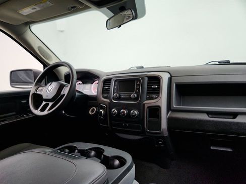 Used 2018 RAM 1500 Express w/ Express Value Package RWD image 24