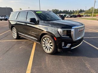 Used 2023 GMC Yukon Denali w/ Denali Reserve Package AWD/4WD video 1