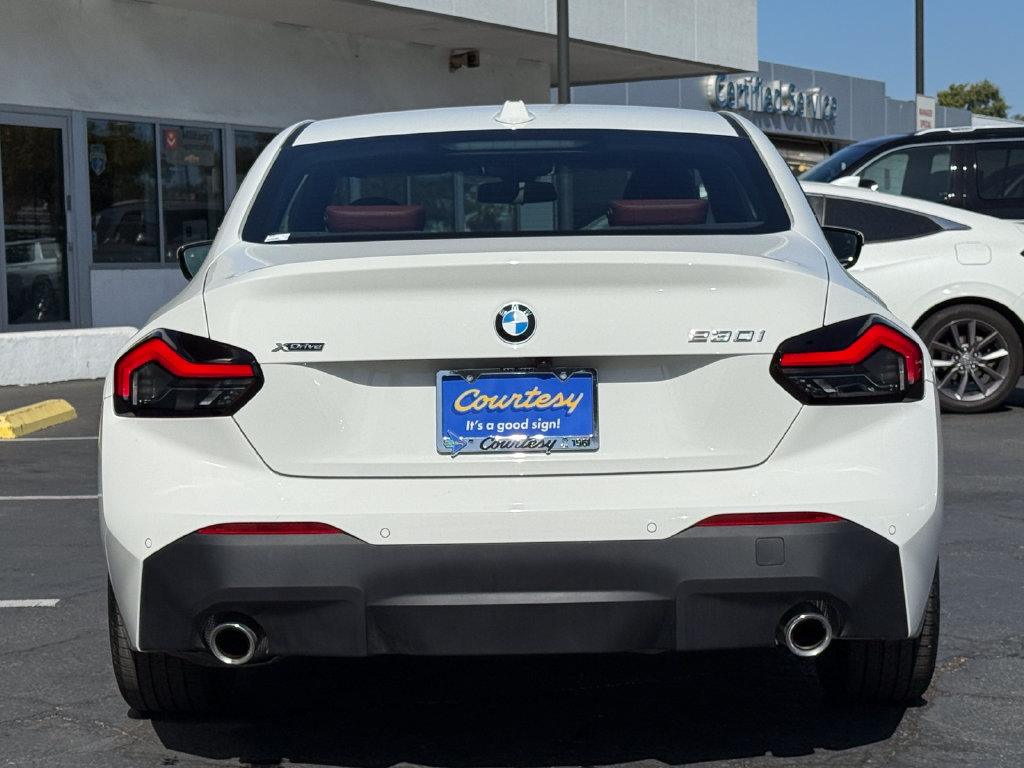Used 2026 BMW 230i xDrive Coupe AWD/4WD image 8