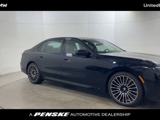 New 2025 BMW 760i xDrive w/ Executive Package video 2