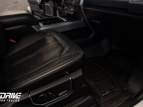 Used 2017 Ford F450 Platinum w/ Platinum Ultimate Package image 17