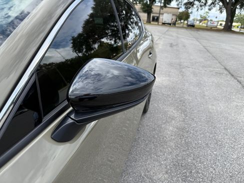 Used 2024 MAZDA MAZDA3 s image 11