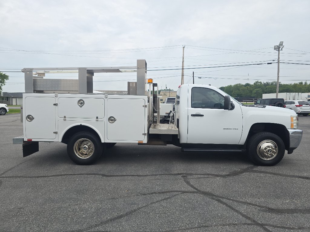 Used 2013 Chevrolet Silverado 3500 W/T RWD image 5
