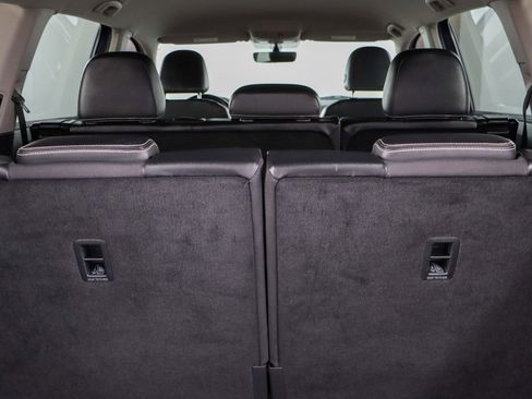 Used 2022 Volkswagen Atlas SE w/ Black Wheel Package image 30