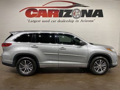 Used 2017 Toyota Highlander XLE