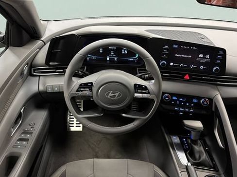 New 2026 Hyundai Elantra Sport FWD image 15
