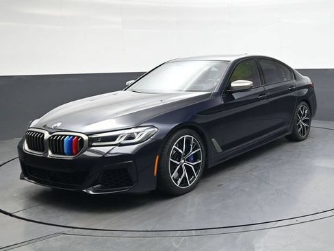 Used 2023 BMW M550i xDrive w/ Dynamic Handling Package AWD/4WD image 10