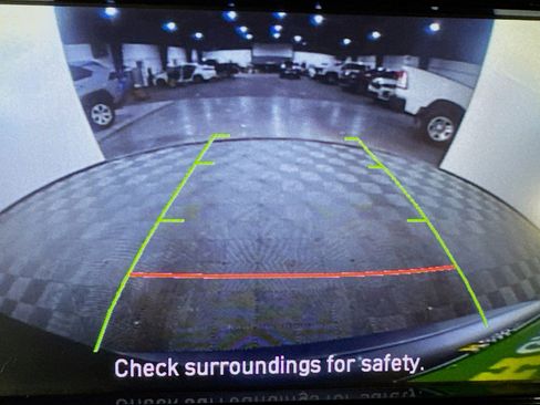 Used 2020 Mitsubishi Eclipse Cross ES image 18