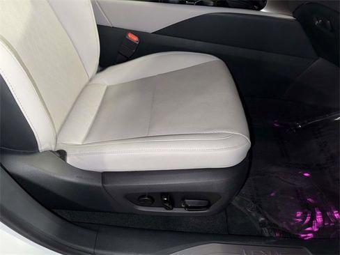 Certified 2023 Lexus RX 350h image 15