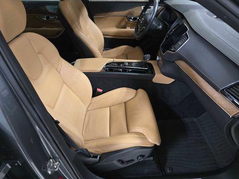 Used 2018 Volvo XC90 T6 Inscription w/ Convenience Package image 12