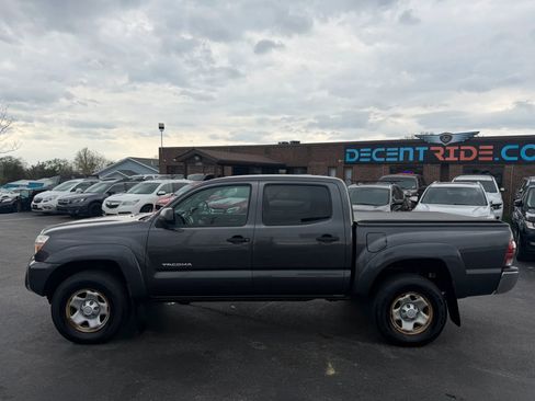 Used 2014 Toyota Tacoma 4x4 Double Cab w/ SR5 Package image 6