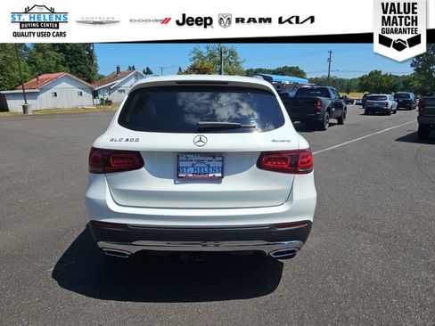Used 2020 Mercedes-Benz GLC 300 4MATIC image 5