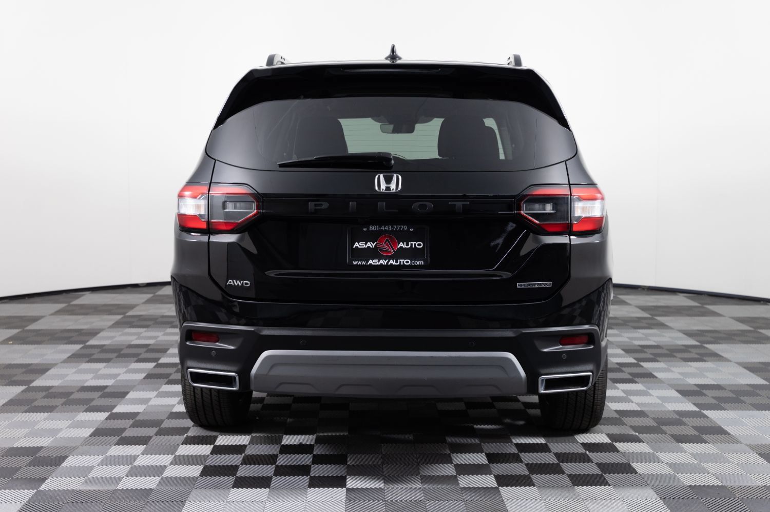 Used 2023 Honda Pilot Touring image 6
