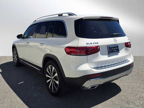 Used 2021 Mercedes-Benz GLB 250 4MATIC image 5