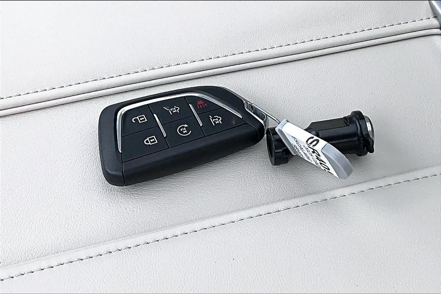 Used 2025 Cadillac Escalade Sport Platinum AWD/4WD image 14