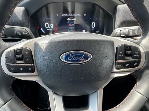 New 2026 Ford Explorer Active w/ Active Comfort Package RWD image 25