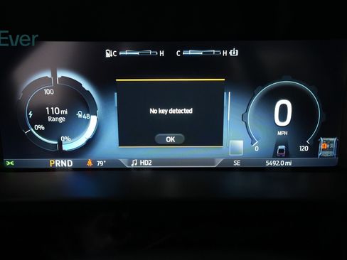 Used 2025 Ford F150 Lightning Flash AWD/4WD image 7