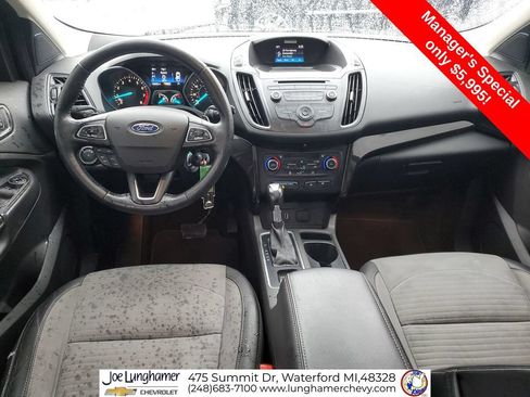 Used 2017 Ford Escape SE w/ SE Sport Appearance Package AWD/4WD image 21