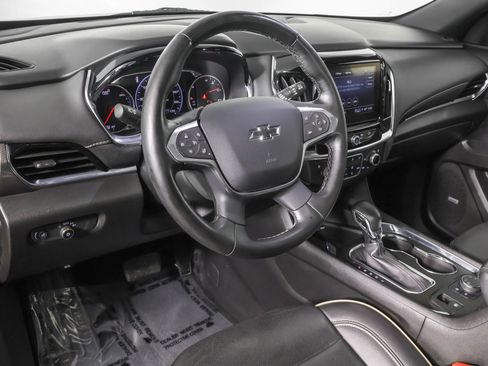 Used 2023 Chevrolet Traverse Premier w/ Redline Edition image 4