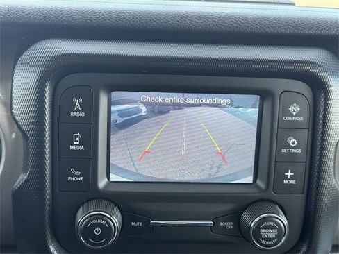 Used 2019 Jeep Wrangler Unlimited Sport S image 11