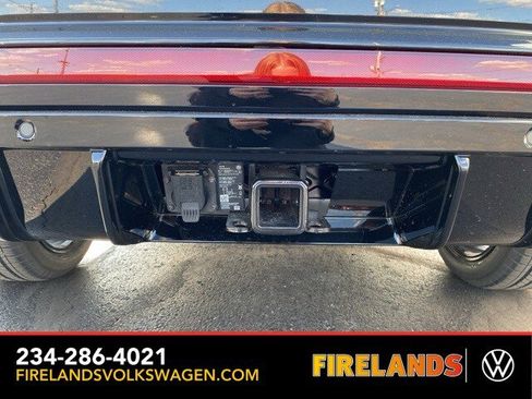 New 2026 Volkswagen Atlas Cross Sport SEL Premium R-Line image 18