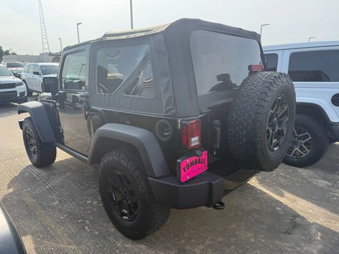 Used 2018 Jeep Wrangler Sport AWD/4WD image 3