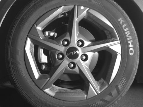Used 2025 Kia K4 FWD image 12