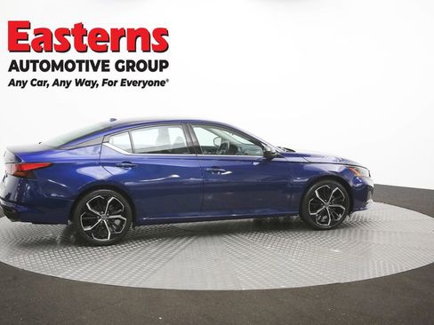 Used 2024 Nissan Altima 2.5 SR FWD image 42