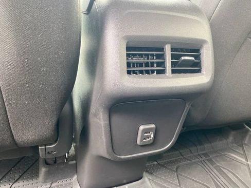 Used 2024 Chevrolet Equinox LT w/ LPO, Floor Liner Package FWD image 19